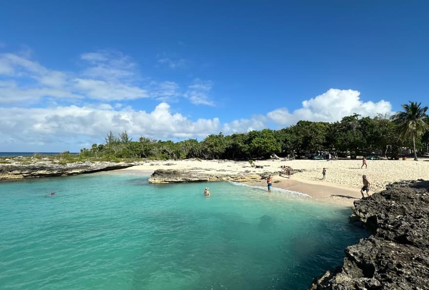 Smith Cove Beach near the Grand Cayman area is ideal for snorkeling and relaxing