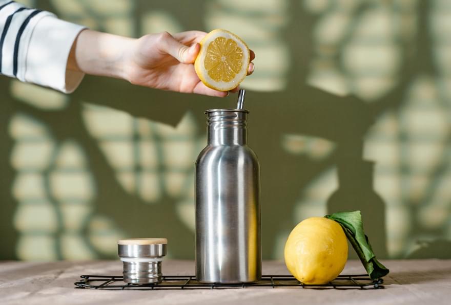 Refreshing lemonade served in a glass, a beachside favorite on Grand Cayman