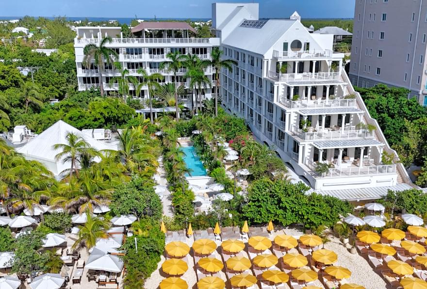 Palm Heights near Camana Bay Cayman Islands Restaurants, boutique hotel with stylish amenities